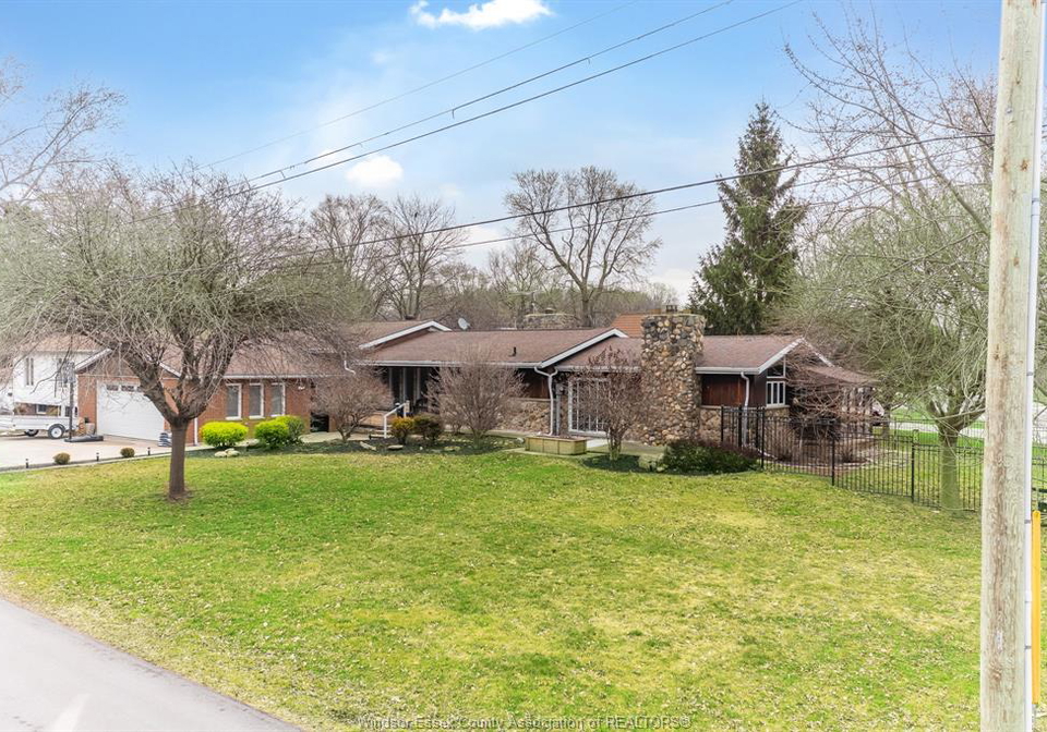 846-park-kingsville-ontario-26007684