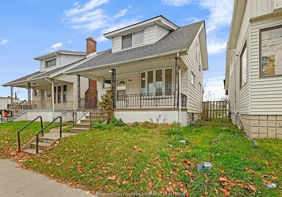 1333-wyandotte-street-west-windsor-ontario-26007685
