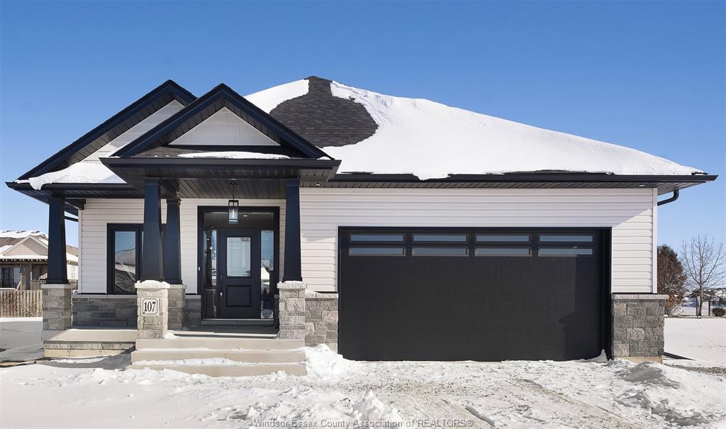 103-fenceline-chatham-ontario-26007696