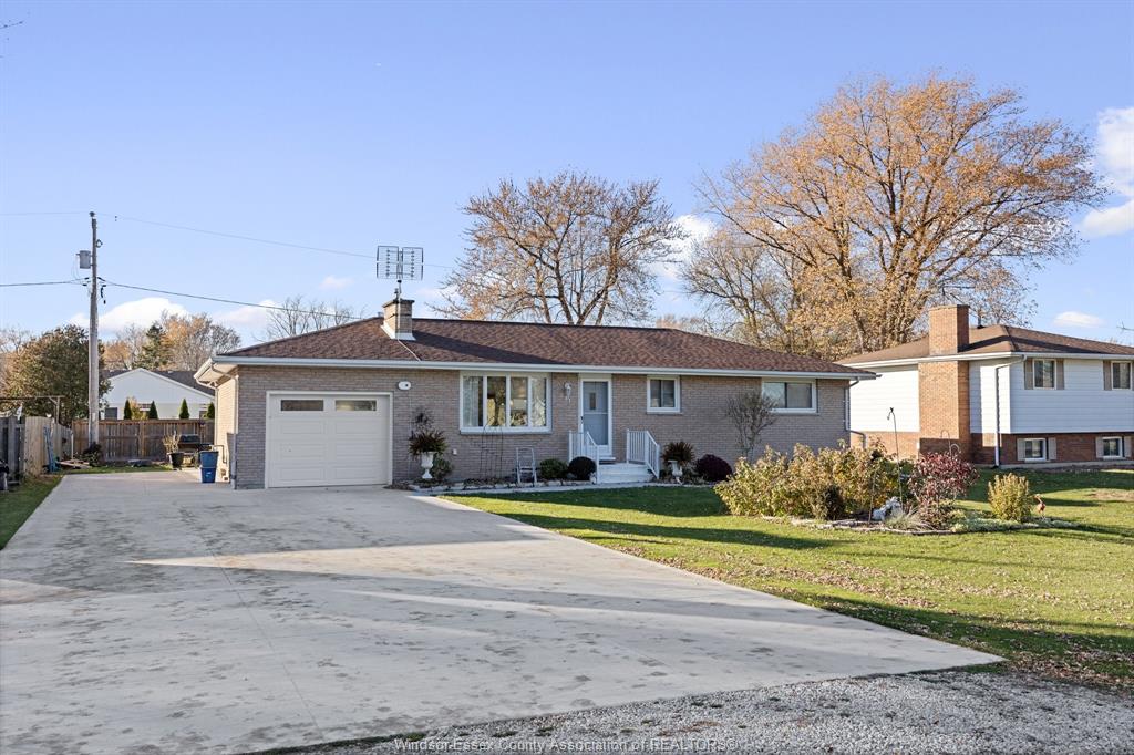291-elm-lakeshore-ontario-26007709