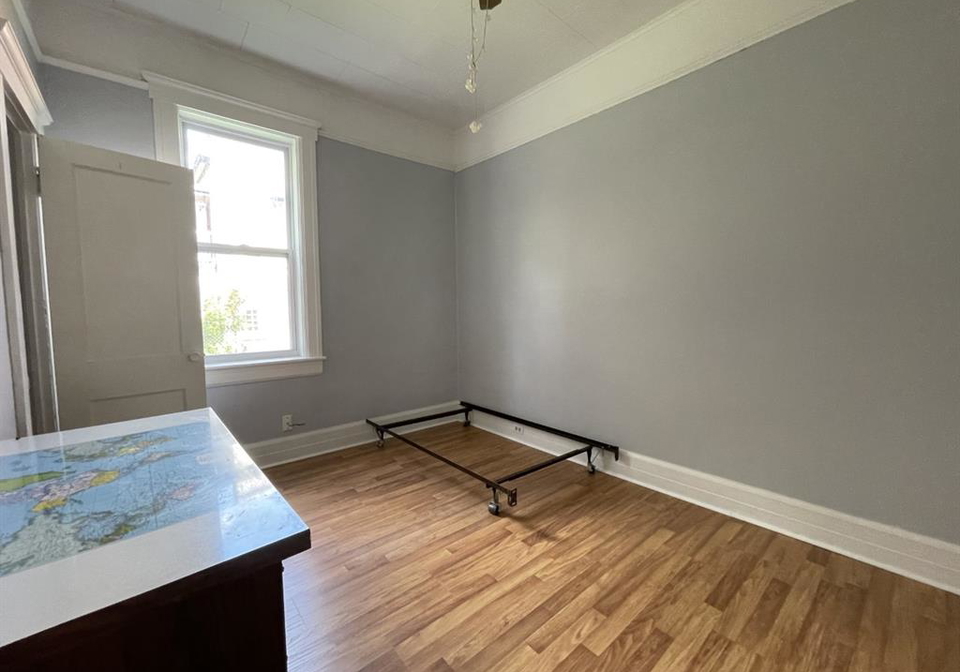 3338-sandwich-street-windsor-ontario-26007723