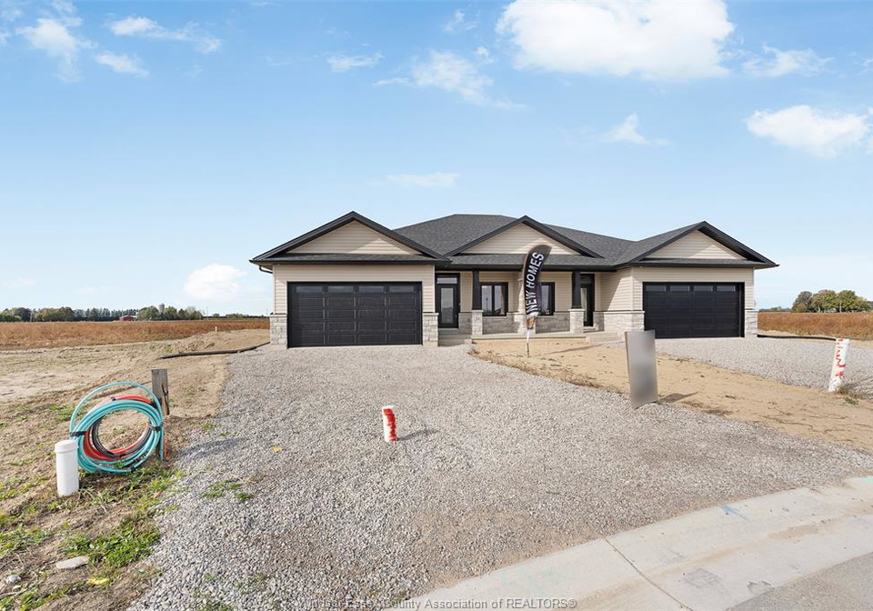 200-worthington-court-chatham-ontario-26007750
