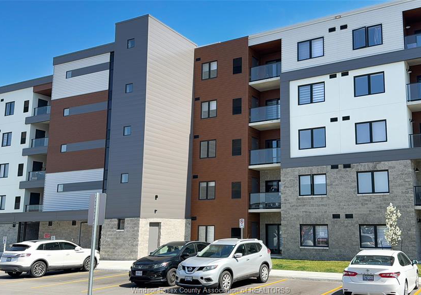 2550-sandwich-west-parkway-lasalle-ontario-26007754