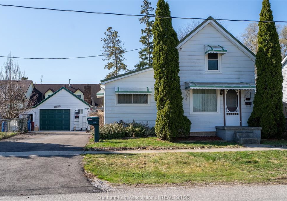 145-jeanne-street-wallaceburg-ontario-26007791