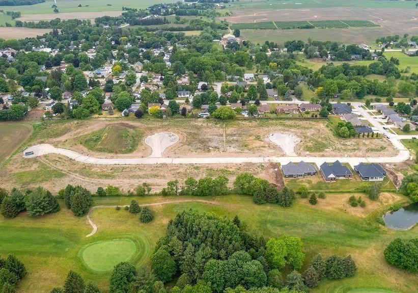 29-alexander-gate-lambton-shores-ontario-26007804