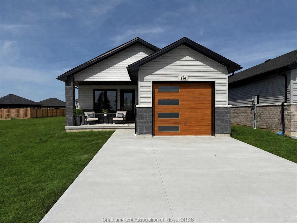 216-ironwood-trail-chatham-ontario-26007809
