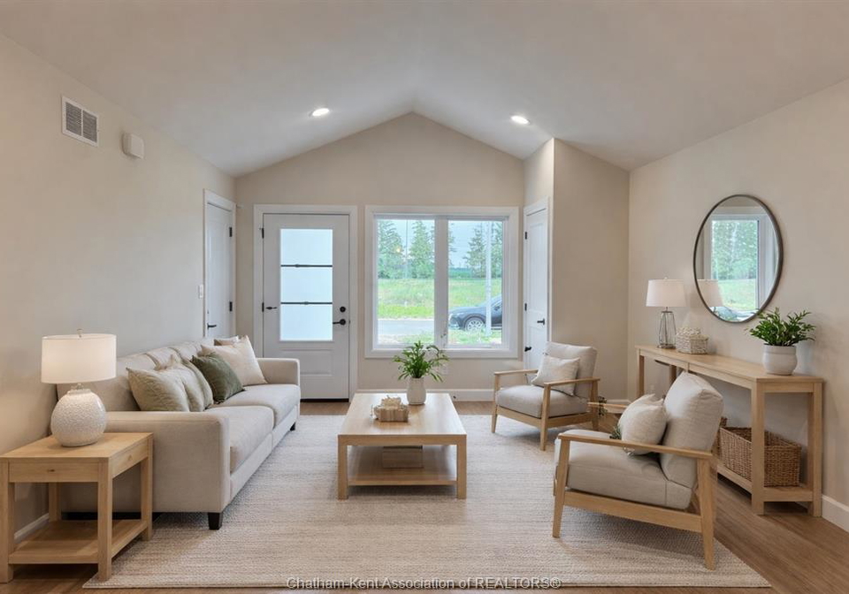 216-ironwood-trail-chatham-ontario-26007809