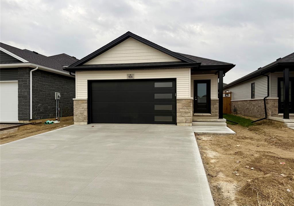 166-ironwood-trail-chatham-ontario-26007819