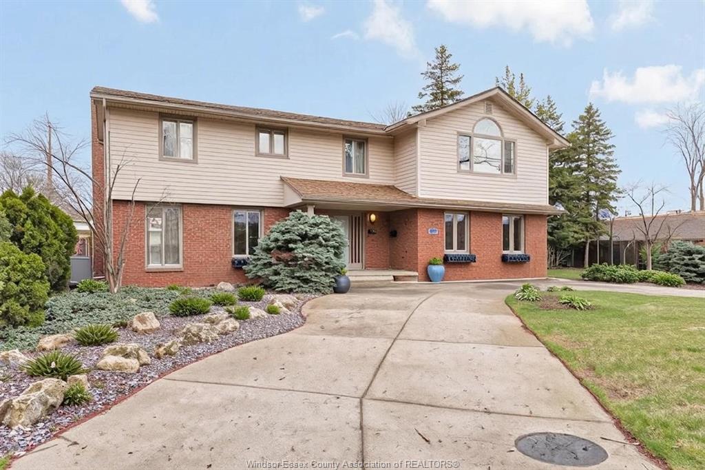 3748-ouellette-avenue-windsor-ontario-26007832