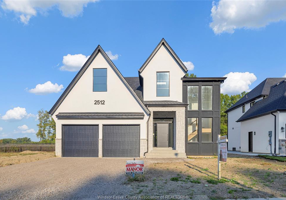 2520-mayfair-south-lasalle-ontario-26007836