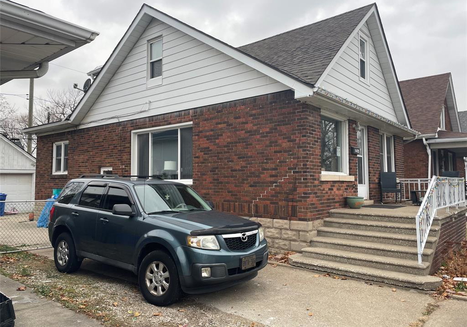 1673-pillette-road-windsor-ontario-26007858