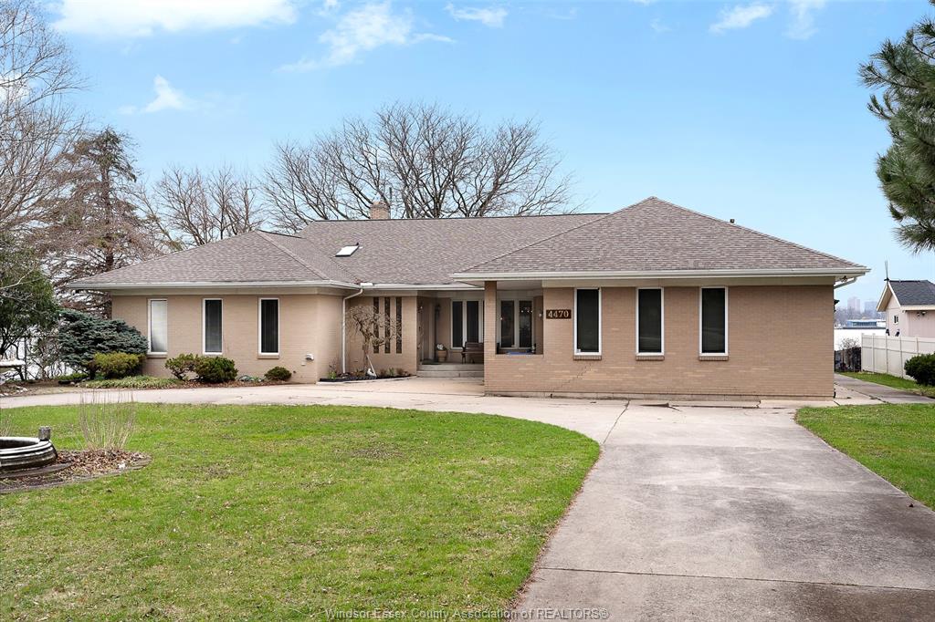 4470-riverside-windsor-ontario-26007864