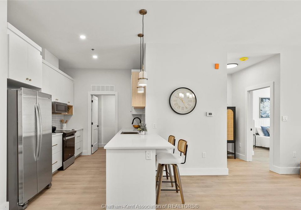 364-grand-avenue-east-chatham-ontario-26007874