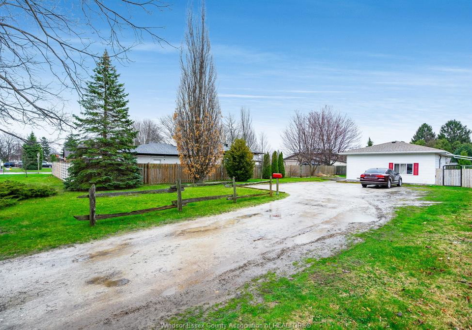 402-oak-street-east-leamington-ontario-26007891