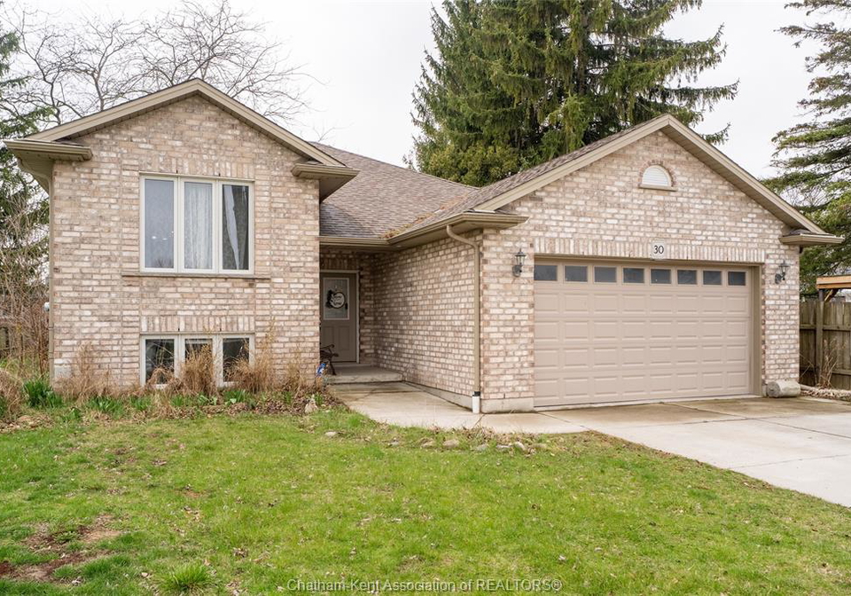 30-st-michael-avenue-chatham-ontario-26007899