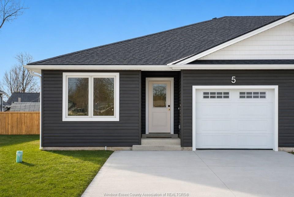 5-sarkis-street-kingsville-ontario-26007933