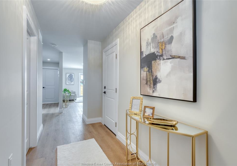 5-sarkis-street-kingsville-ontario-26007933