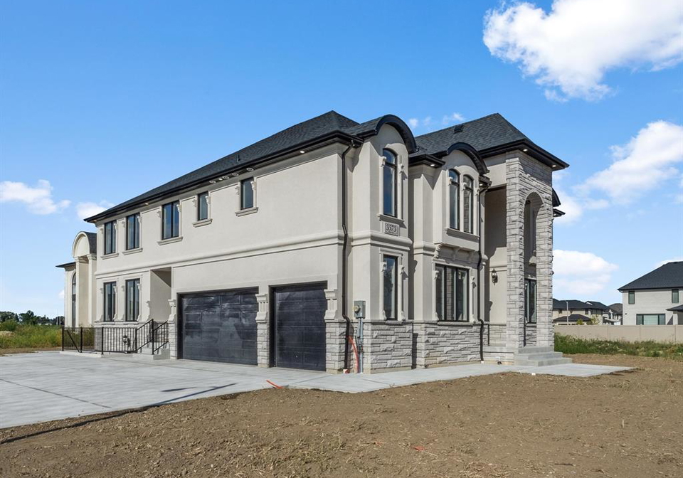 3573-fiorina-lasalle-ontario-26007961