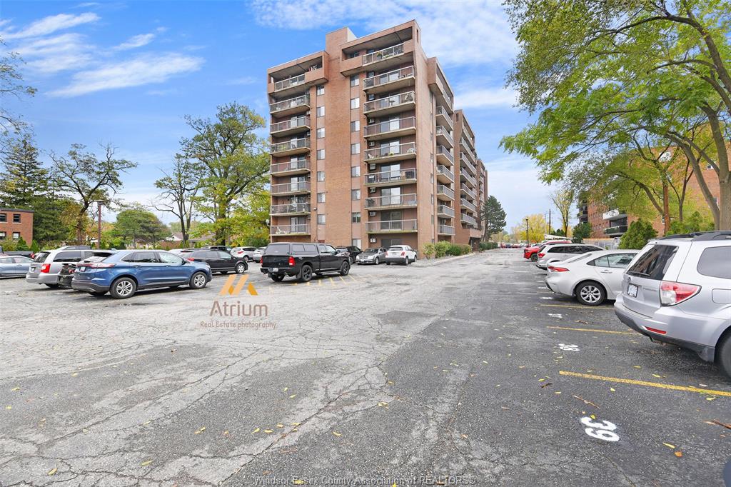 3936-wyandotte-street-east-windsor-ontario-26007972