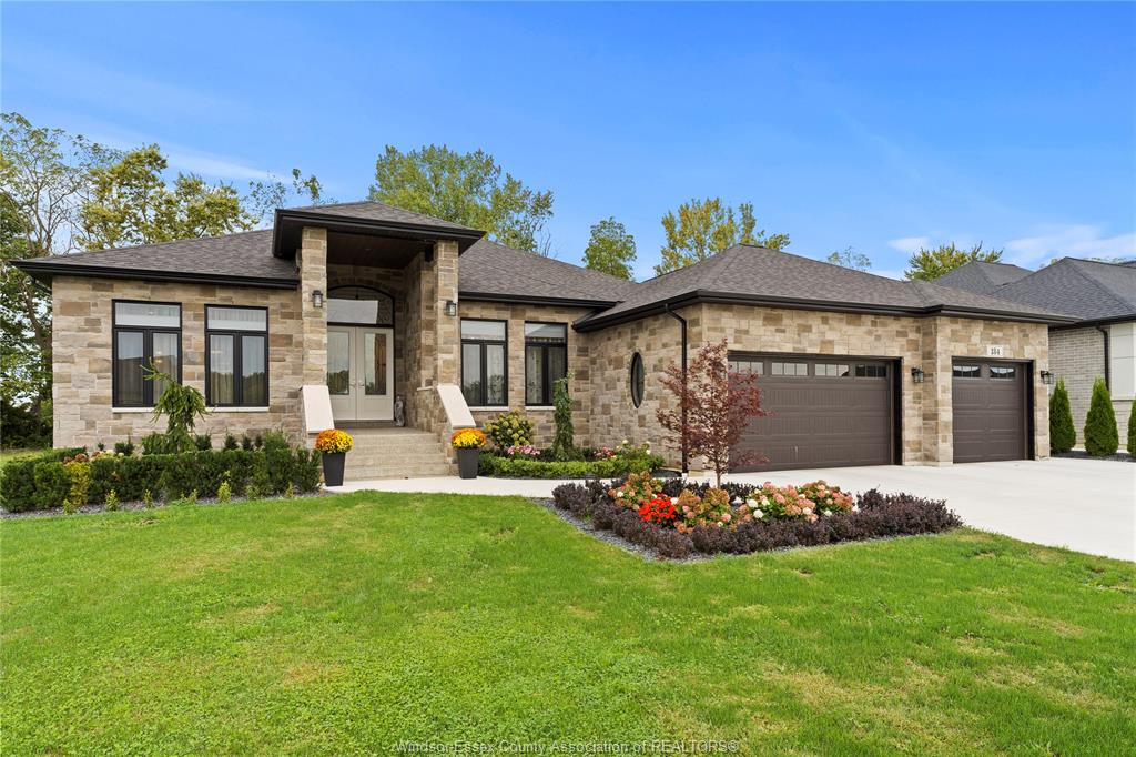184-grandview-kingsville-ontario-26007978