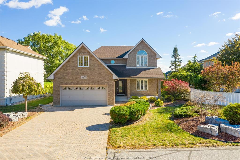 5023-southwood-lakes-boulevard-windsor-ontario-26007985