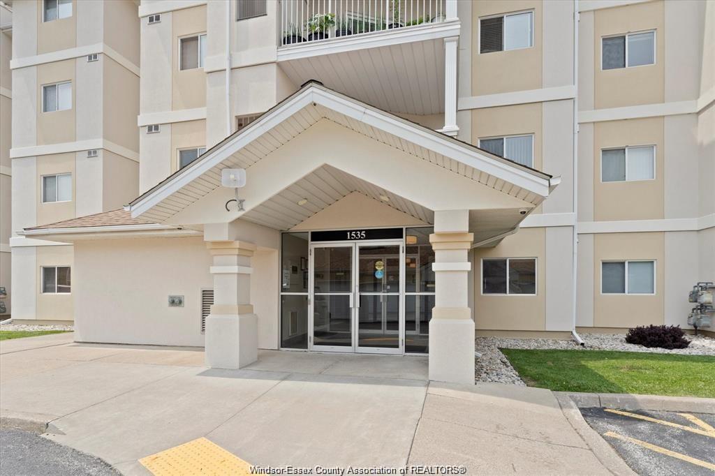 1535-grand-marais-road-windsor-ontario-26007993