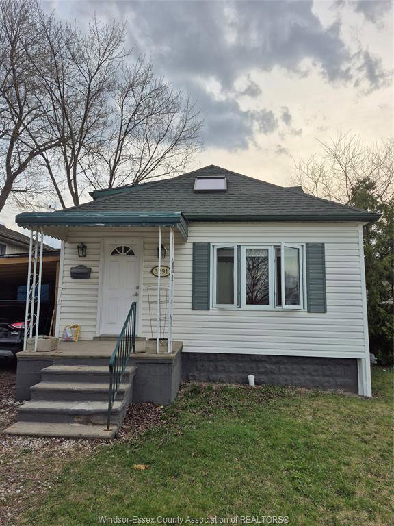 3291-riberdy-windsor-ontario-26008096