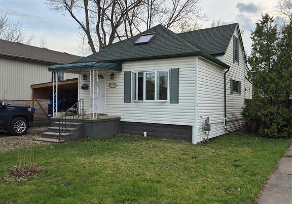 3291-riberdy-windsor-ontario-26008096
