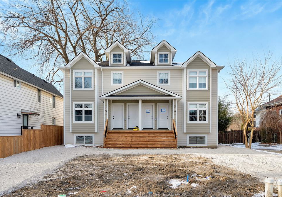 515-caron-windsor-ontario-26008102