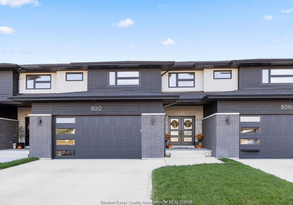 8036-meo-boulevard-lasalle-ontario-26008121