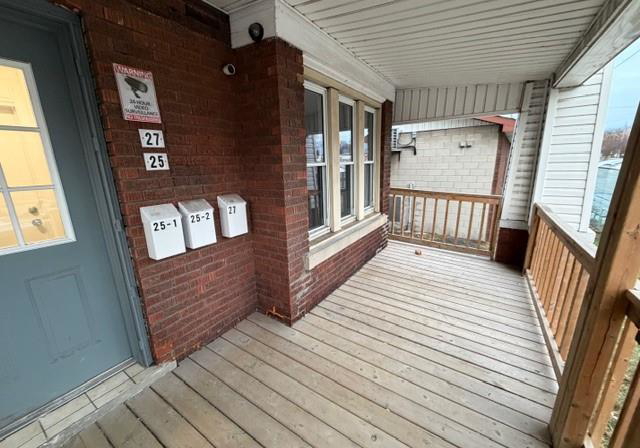 25-giles-boulevard-windsor-ontario-26008214