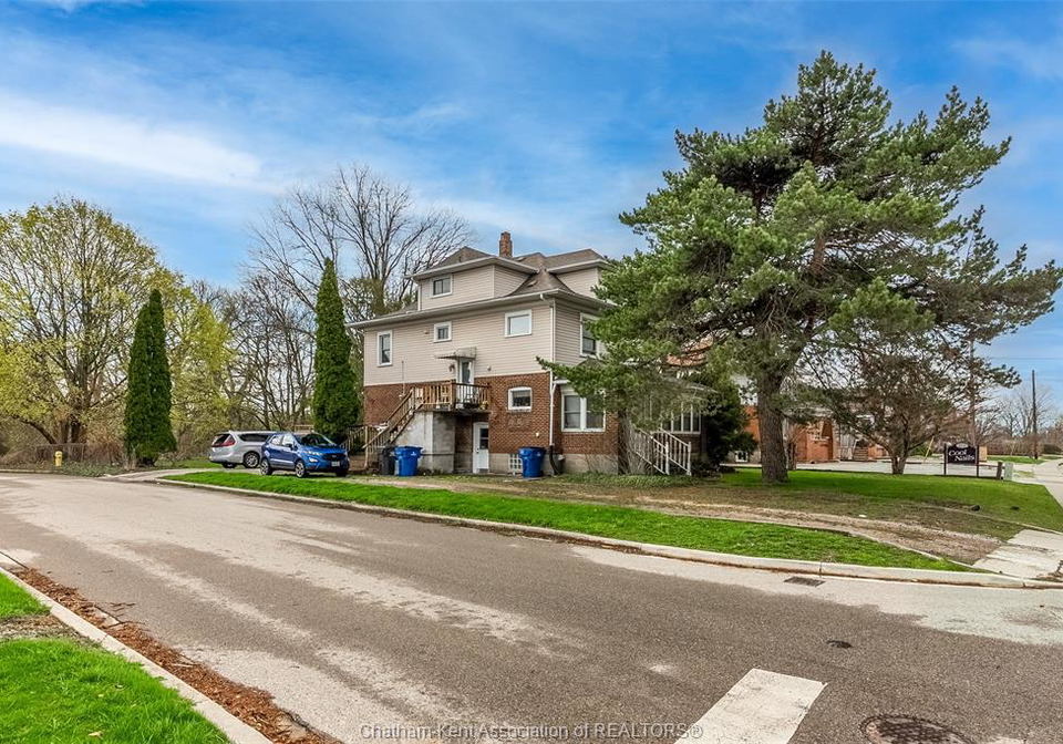 266-grand-avenue-west-chatham-ontario-26008228