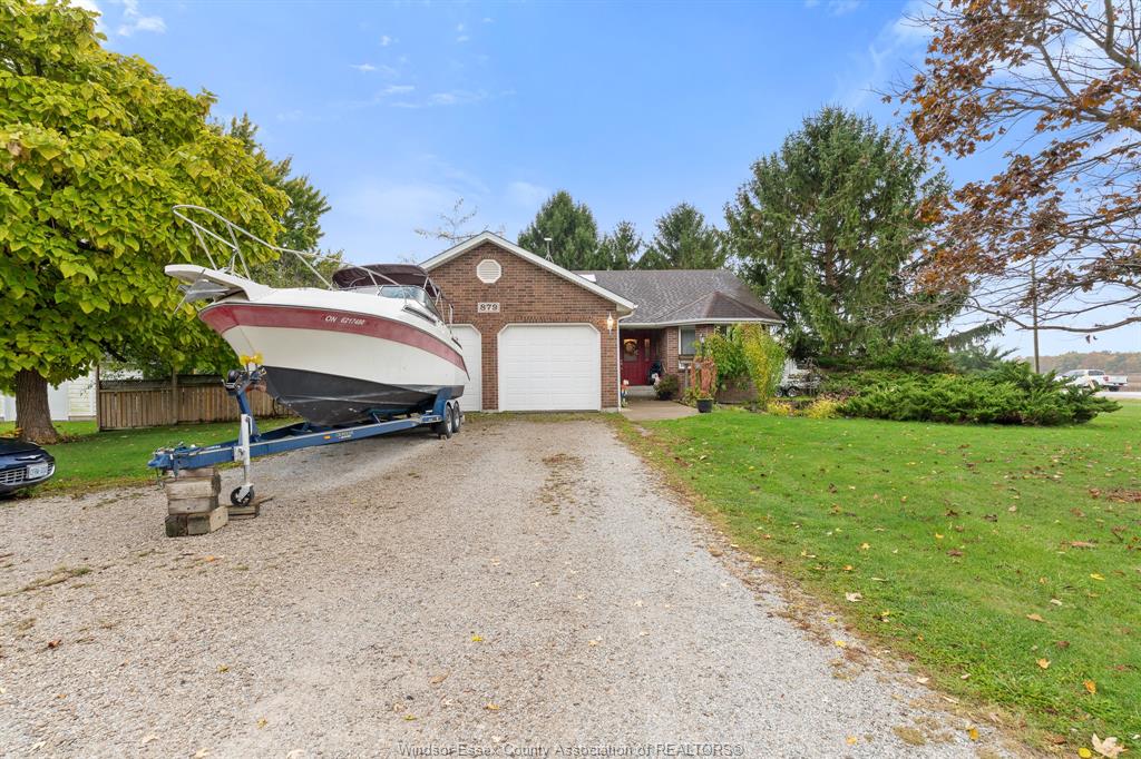 879-road-2-w-kingsville-ontario-26008237