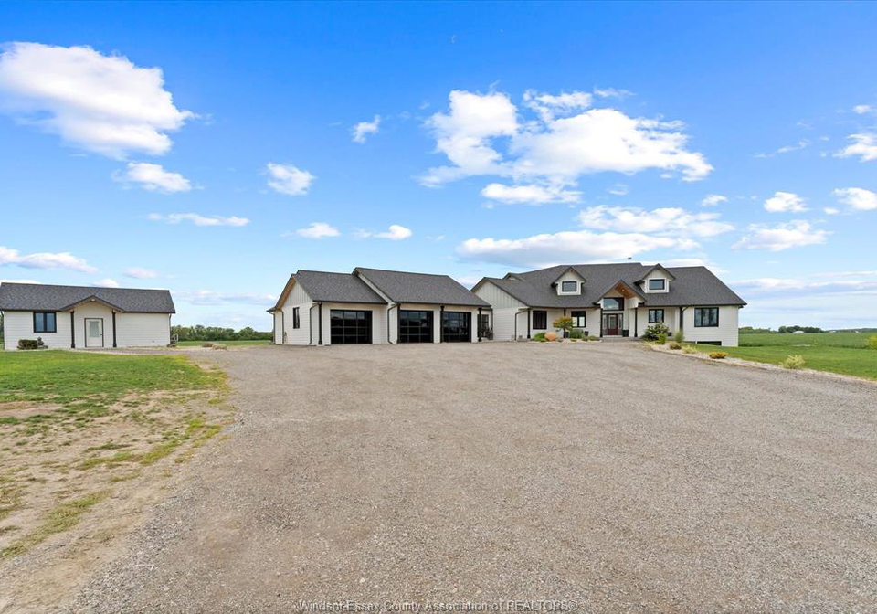 2197-county-road-31-lakeshore-ontario-26008251