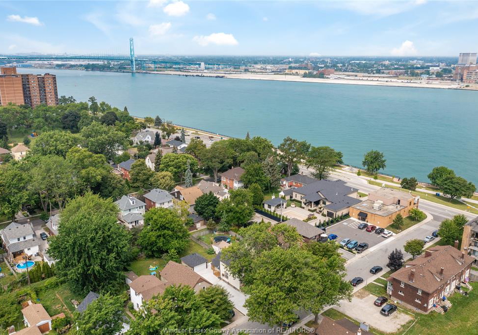 151-curry-avenue-windsor-ontario-26008268
