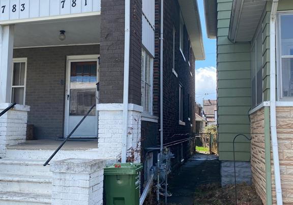 781-gladstone-avenue-windsor-ontario-26008309