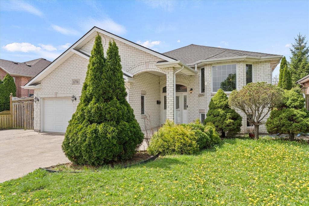 1751-rankin-windsor-ontario-26008359