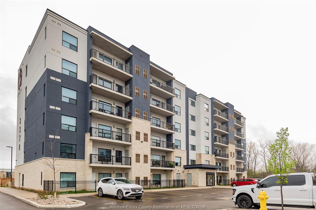 3370-stella-crescent-windsor-ontario-26008401