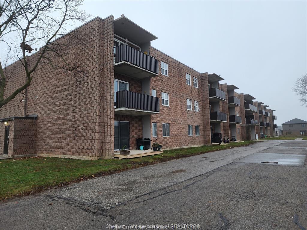 276-merritt-avenue-chatham-ontario-26008432