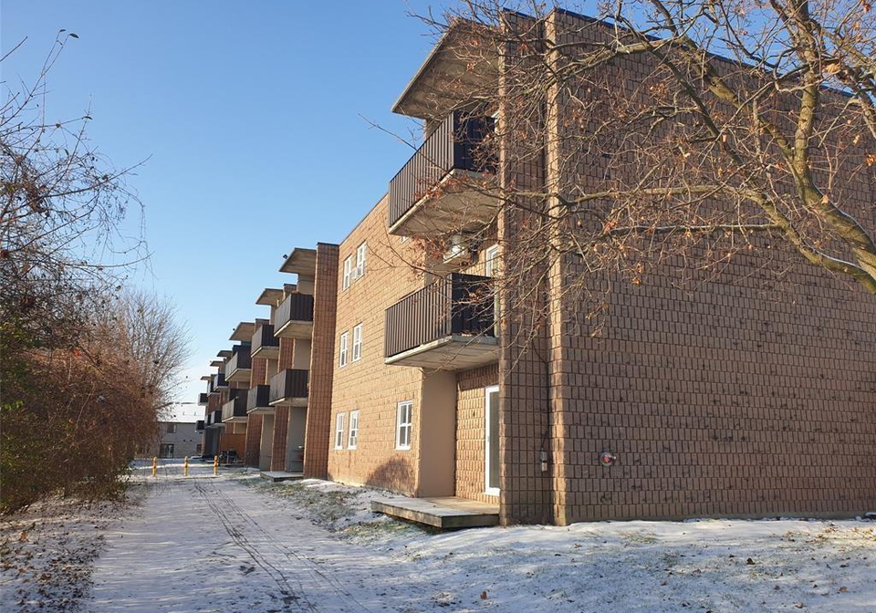 276-merritt-avenue-chatham-ontario-26008432