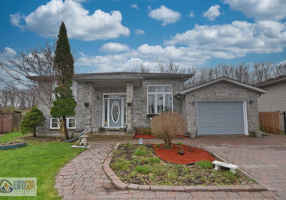 3658-irongate-windsor-ontario-26008434