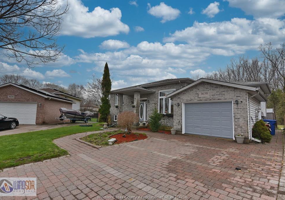 3658-irongate-windsor-ontario-26008434