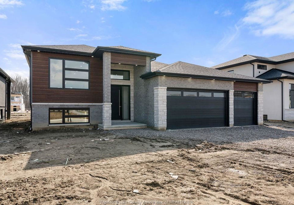 8343-annie-mcgregor-ontario-26008472