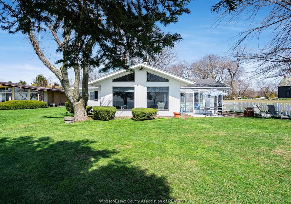 187-cooks-road-essex-ontario-26008483