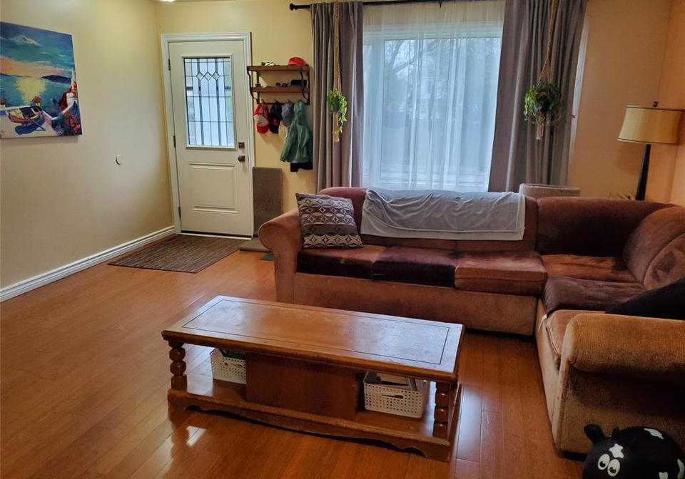 877-carleton-place-sarnia-ontario-26008508