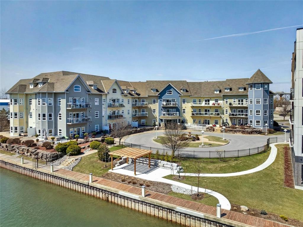 1550-venetian-boulevard-point-edward-ontario-26008543