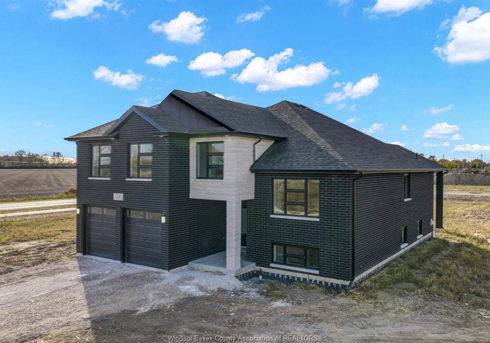 5224-aiden-avenue-tecumseh-ontario-26008553
