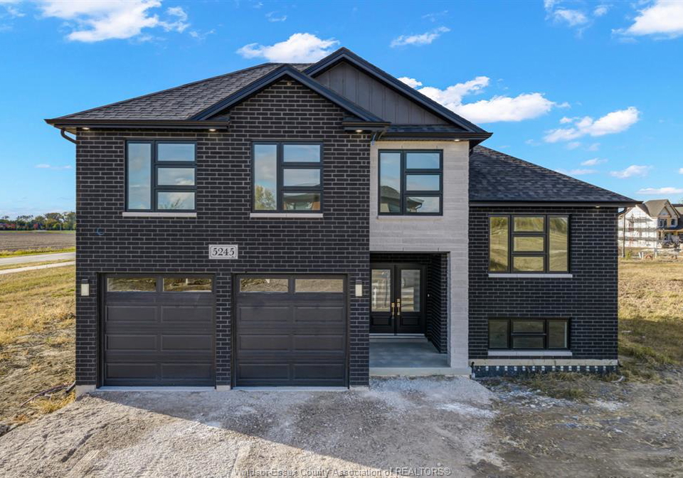5224-aiden-avenue-tecumseh-ontario-26008553