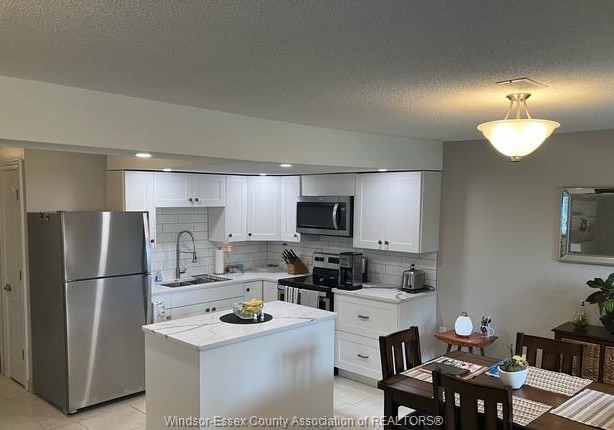 46-indiana-place-amherstburg-ontario-26008576