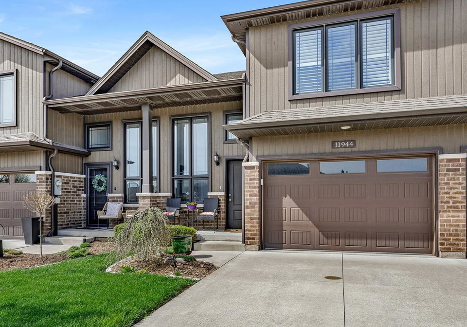 11944-thistledown-windsor-ontario-26008613